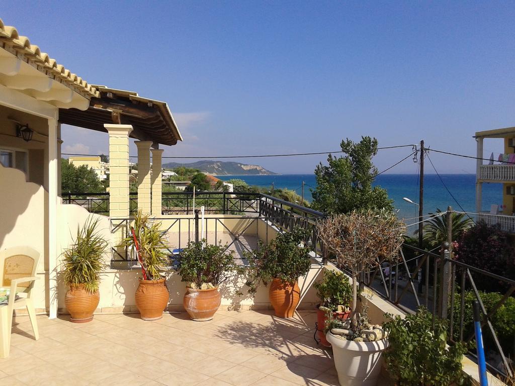 Foivos Seaside Apartments Agios Georgios  Cameră foto