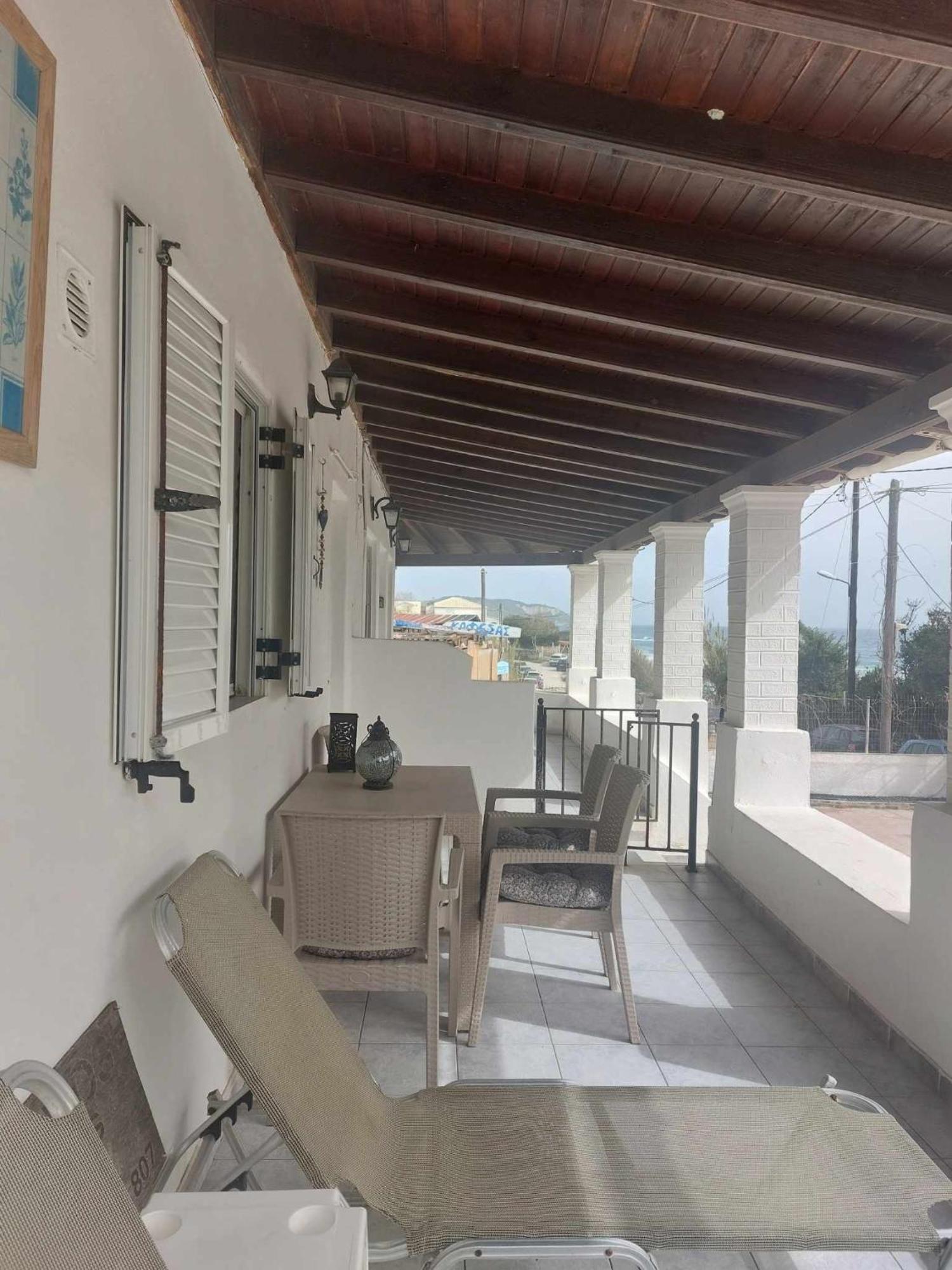 Foivos Seaside Apartments Agios Georgios  Exterior foto
