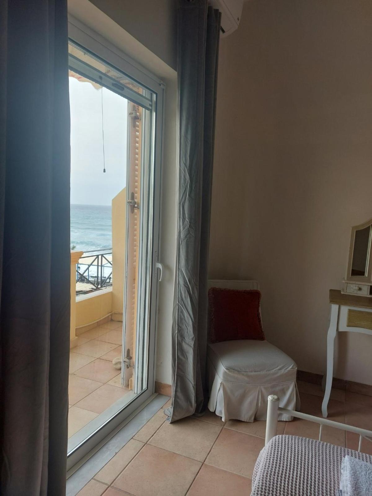Foivos Seaside Apartments Agios Georgios  Cameră foto