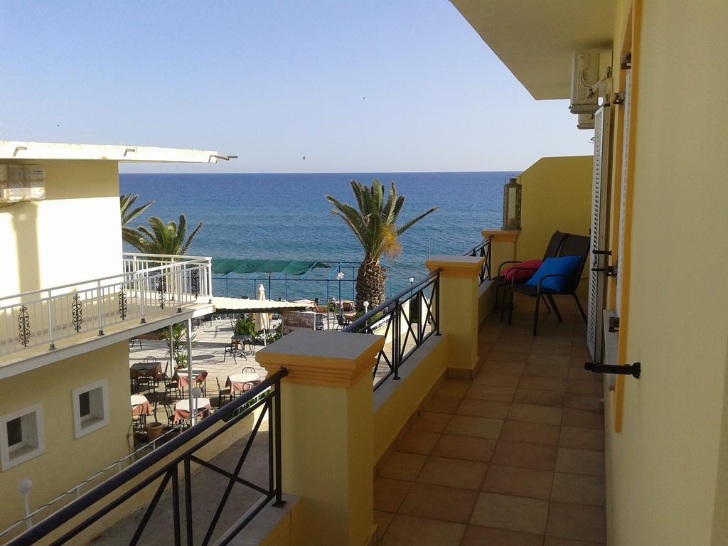 Foivos Seaside Apartments Agios Georgios  Exterior foto